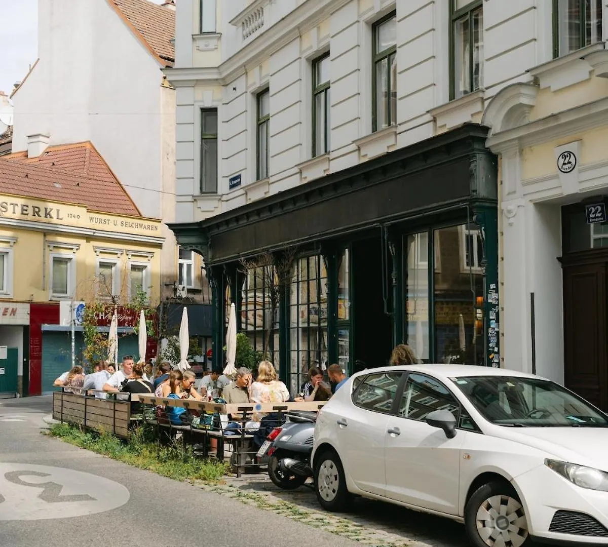 Cozy Corner Perfect For 4 To 6 Hip Area And Parking Apartment Vienna